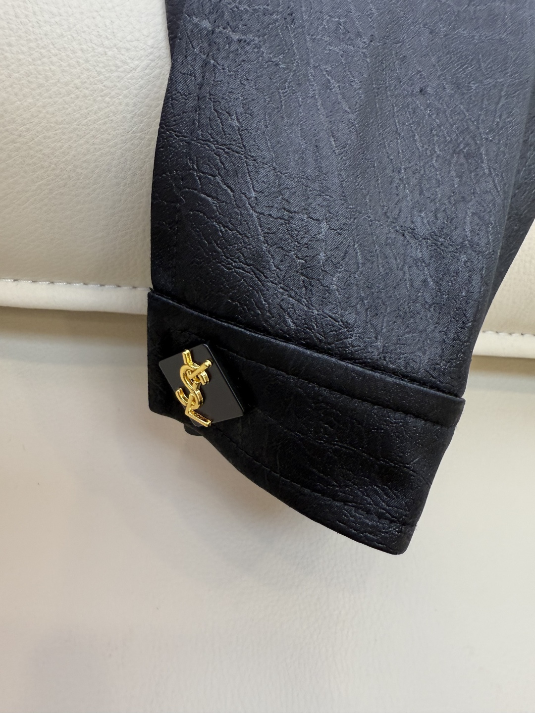 XZ0107#新款外套🌾YSL 100% 醋酸 提花 长袖外套 黑色 白色SMLXL