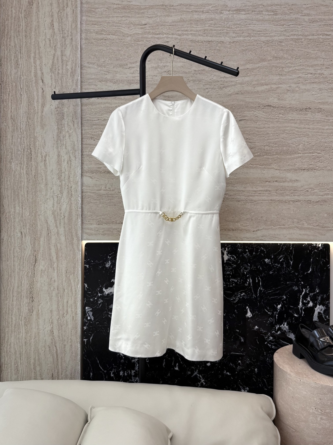 NO:437344,XZ0104# new dress celine Arc de Triomphe, acetate jacquard, short-sleeved dress, black and white SMLXL,,celine,skirts,T-shirt,alexander wang19860909XZ0104#新款连衣裙 celine 凯旋门 醋酸提花 短袖连衣裙 黑色 白色 SMLXL,,celine,skirts,T-shirt,alexander wang,Women's clothing