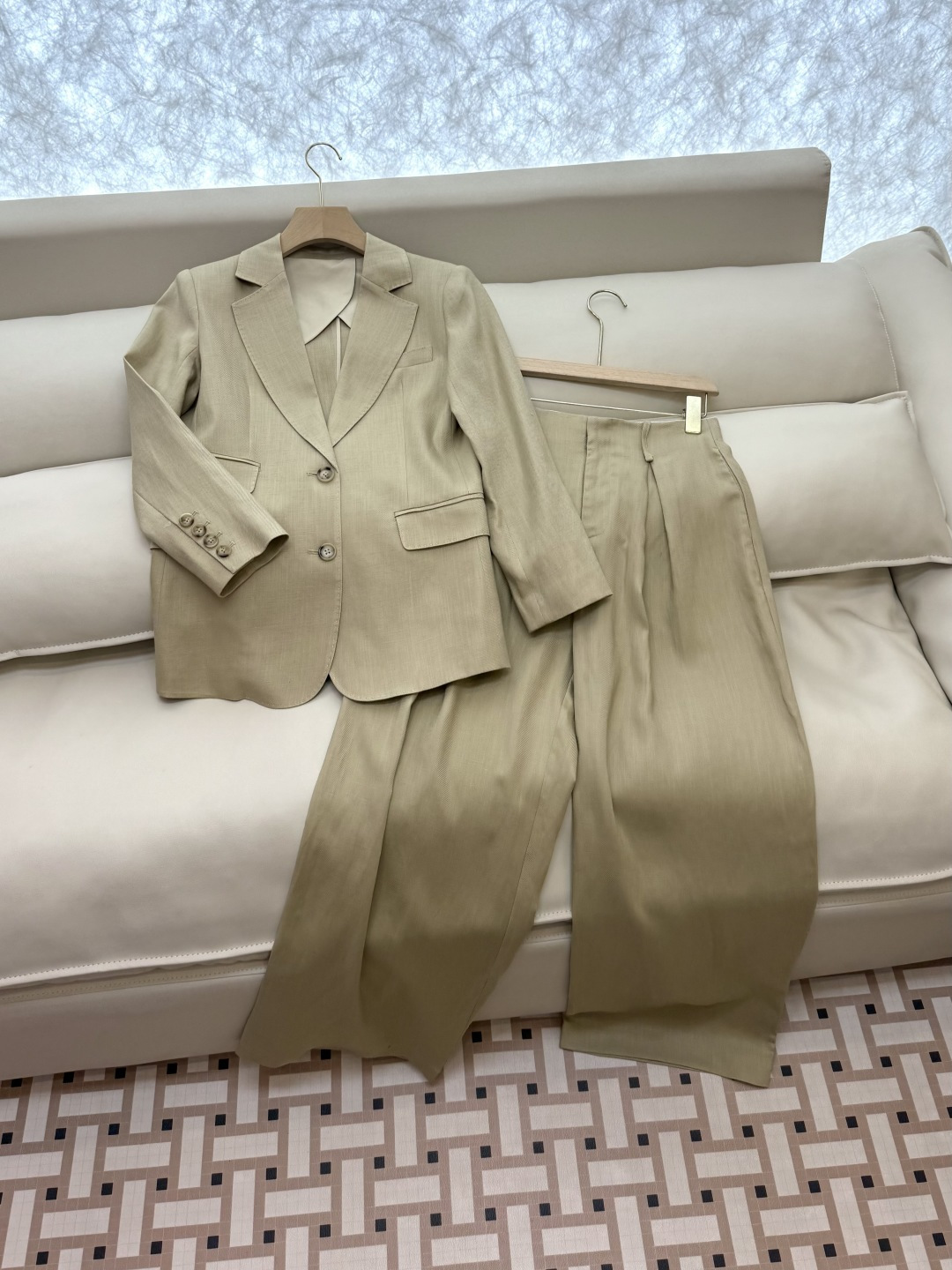 XZ0116#新款套装🌾劳夫劳伦 超级大爆款 30% 亚麻 70% 天丝西装外套➕长裤 套装 杏色 SM