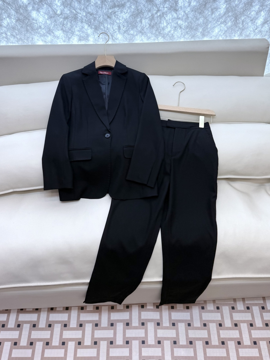 TF8001#新款套装🌾Max mara 60%羊毛 长袖西装外套 ➕长裤 套装 黑色 卡其色 36/3