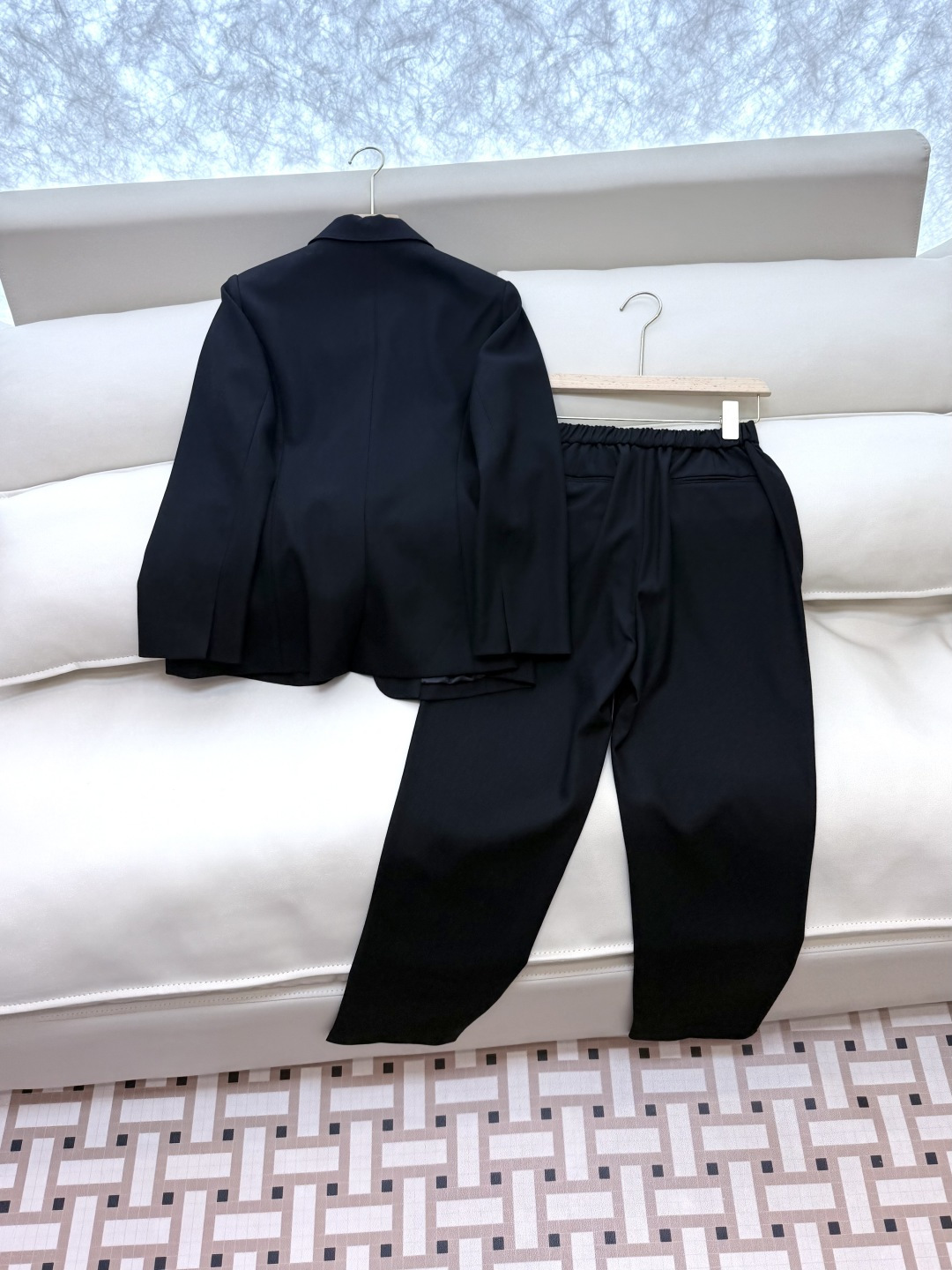 TF8001#新款套装🌾Max mara 60%羊毛 长袖西装外套 ➕长裤 套装 黑色 卡其色 36/3