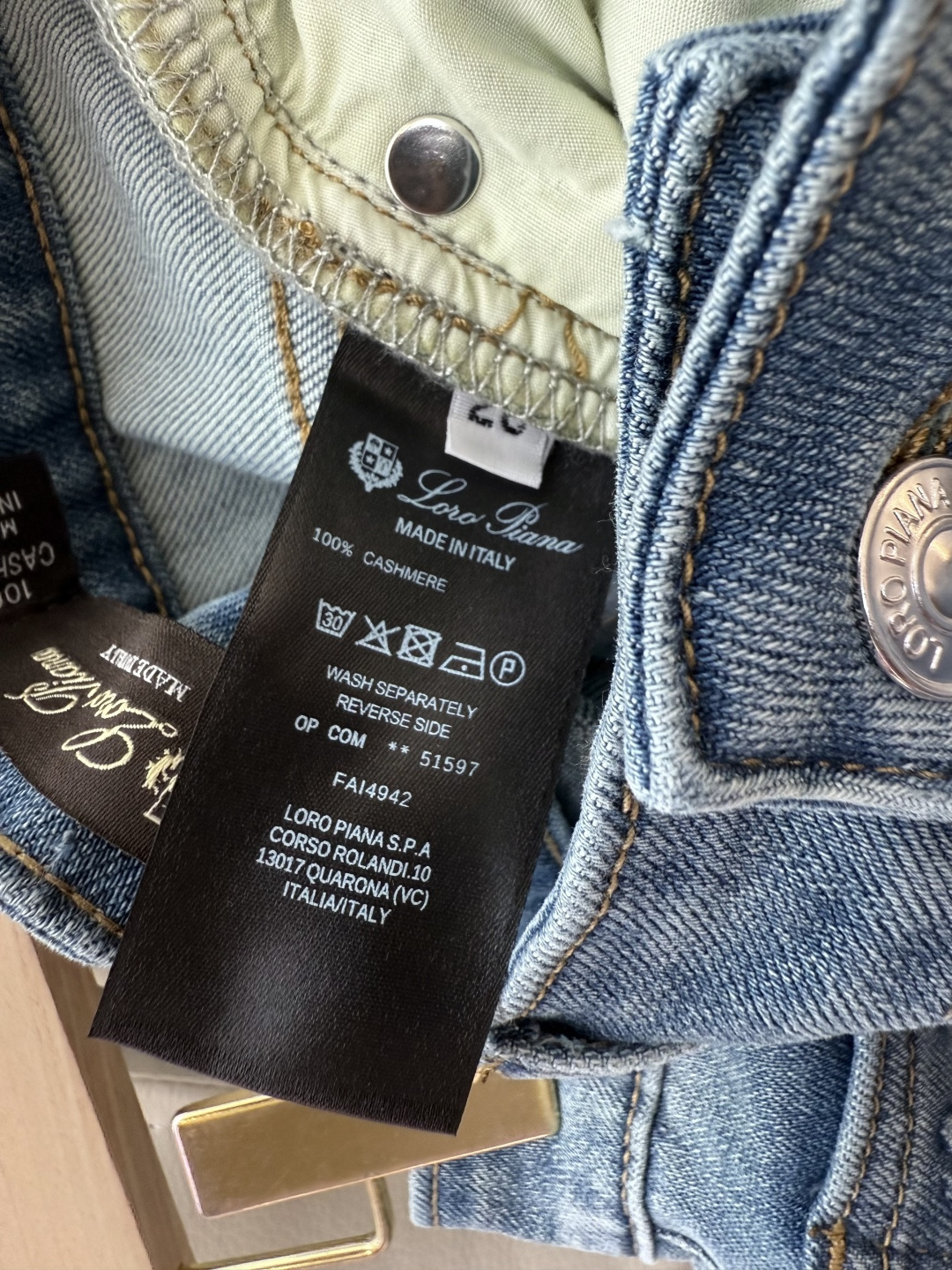 NZ007#新款牛仔裤⚠️。
Lp🆕 绣花logo 直筒 水洗 牛仔裤 浅蓝色 26/27/28/29