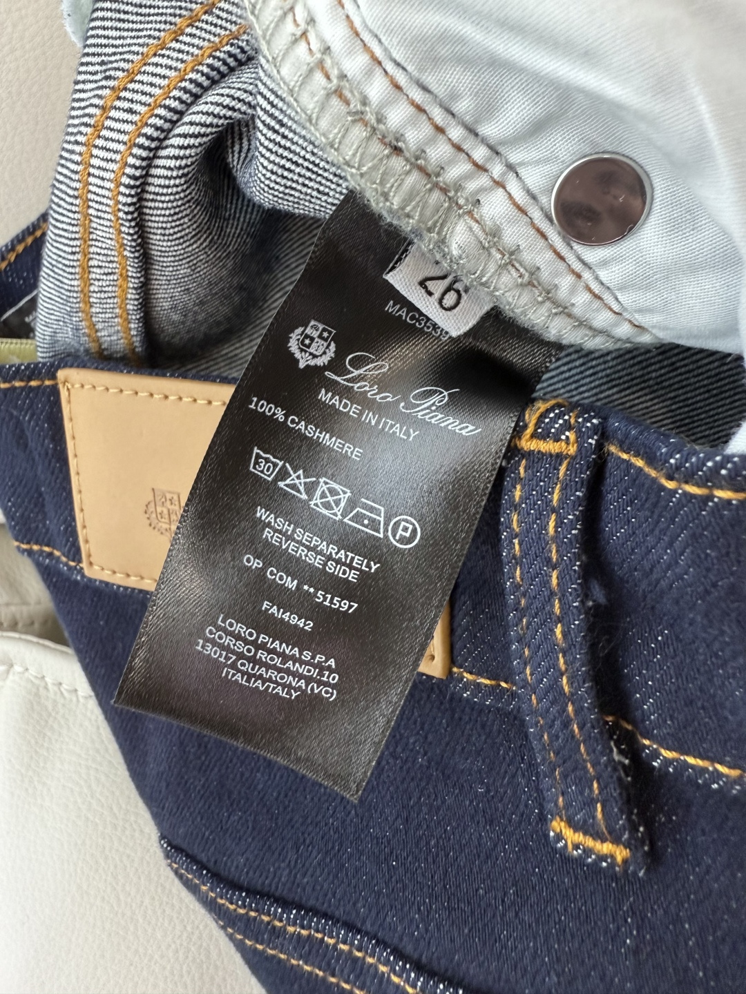 NZ003#新款牛仔裤⚠️。
Lp🆕 明线 直筒 牛仔裤 深蓝色 26/27/28/29