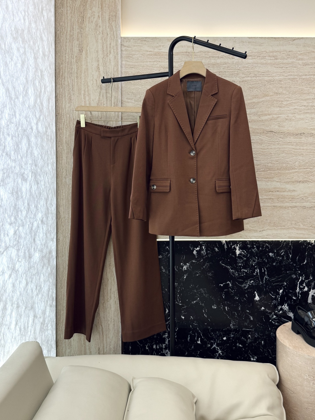 NO:446796,TF082# new suit GIADA 30 wool long-sleeved suit jacket trousers suit two colors 36/38/40/42,,tom ford,jackets & coats,business suit,alexander wang19860909TF082#新款套装 GIADA迦达 30羊毛 长袖西装外套 长裤 套装 两色 36/38/40/42,,tom ford,jackets & coats,business suit,alexander wang,Women's clothing