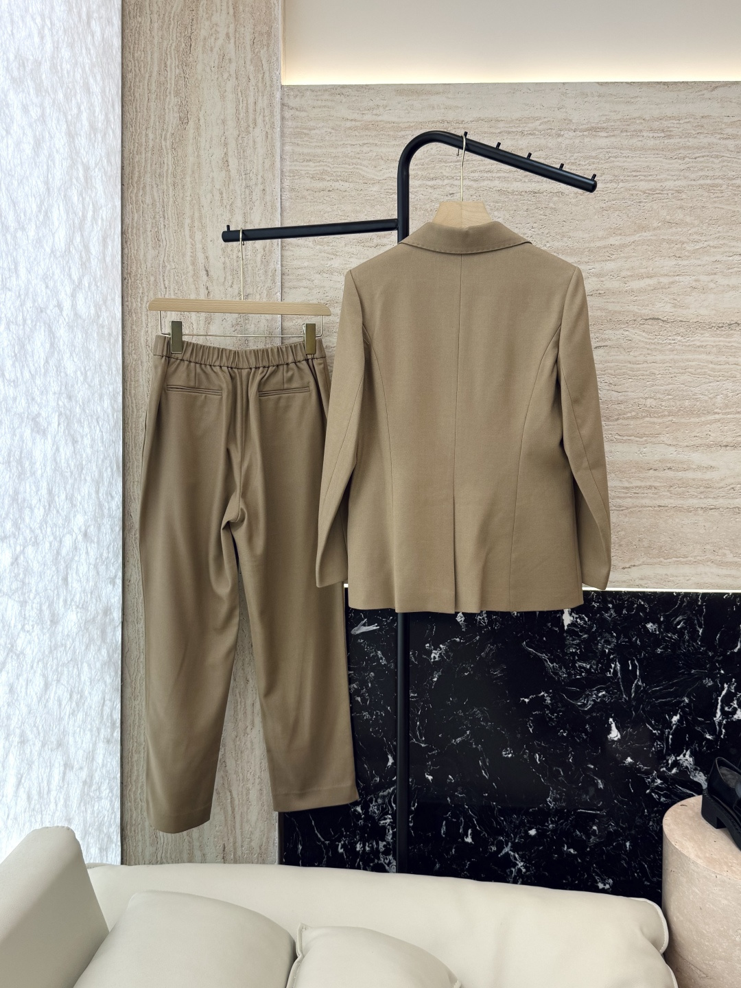 TF8001#新款套装🌾Max mara 60%羊毛 长袖西装外套 ➕长裤 套装 黑色 卡其色 36/3