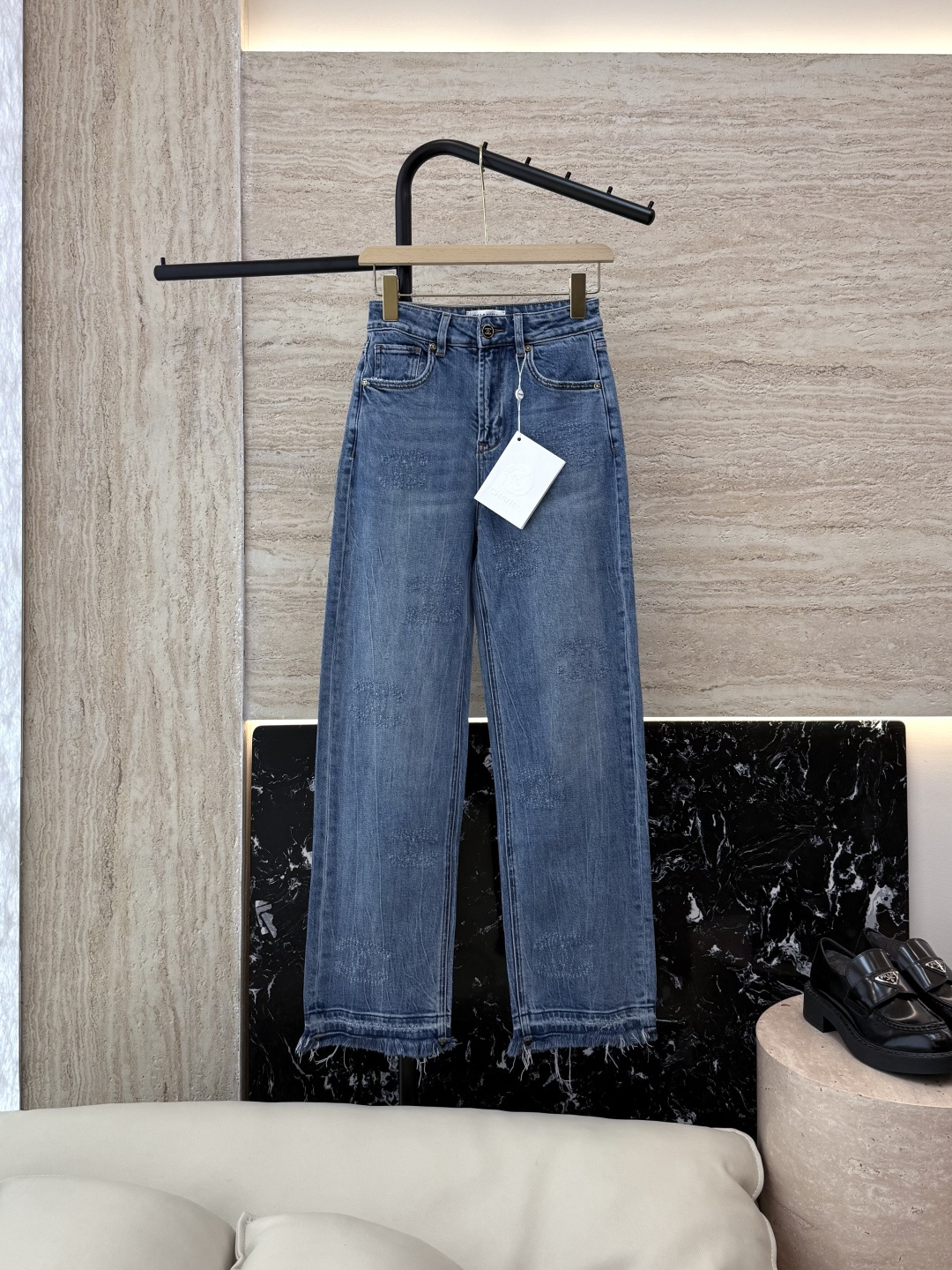 NO:452496,NZ009# new style jeans Chanel dark pattern jacquard jeans wide-leg blue 26/27/28/29,,chanel,jeans,alexander wang19860909NZ009#新款牛仔裤 Chanel 暗纹提花牛仔裤 阔腿 蓝色 26/27/28/29,,chanel,jeans,alexander wang,Women's clothing