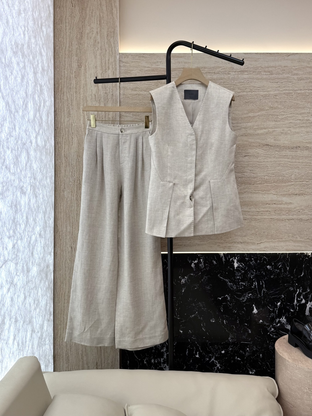 NO:452579,TF087# new suit GIADA minimalist style linen vest trousers suit beige 36/38/40/42,,tom ford,alexander wang19860909TF087#新款套装 GIADA 迦达 极简风 亚麻 马甲长裤 套装 米色 36/38/40/42,,tom ford,alexander wang,Women's clothing