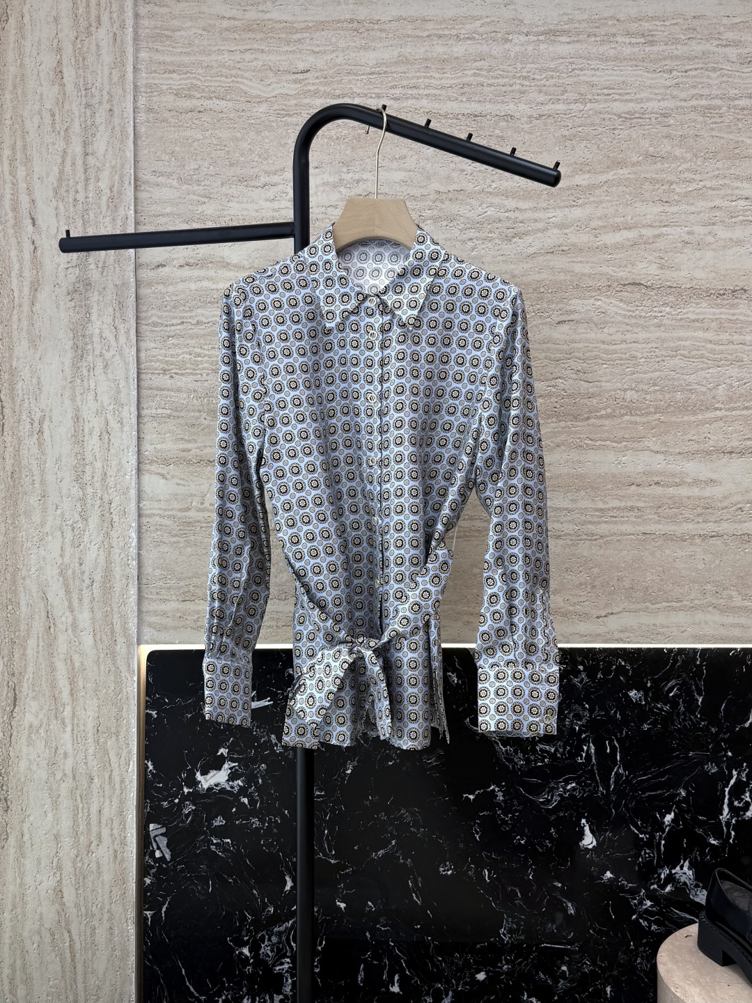 NO:454151,BS965# new shirt Max twill silk print long-sleeved shirt 36/38/40/42,,shirts,real silk,alexander wang19860909BS965#新款衬衫 Max斜纹真丝印花长袖衬衫 36/38/40/42,,shirts,real silk,alexander wang,Women's clothing