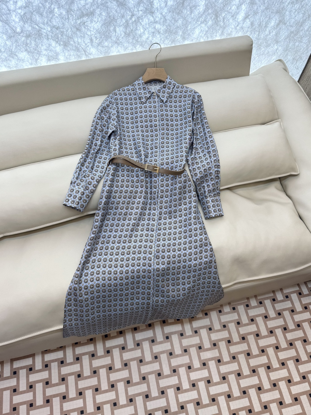 BS963#新款连衣裙💕Max 配腰带 100% 斜纹真丝印花 长袖 连衣裙 黑色 蓝色 36/38/4