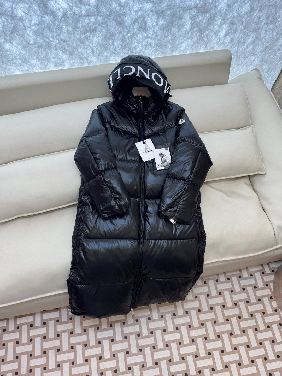 NO:458257,TZ79# Only 2 sizes Mon masked top version Letter print Long loose 90 down jacket Black 2 sizes, Moncler, down jacket, alexander wang19860909TZ79# 只有2码 Mon 蒙口顶级版本 字母印花 长款宽松90 羽绒服 黑色2码号,,Moncler,down jacket,alexander wang,Women's clothing