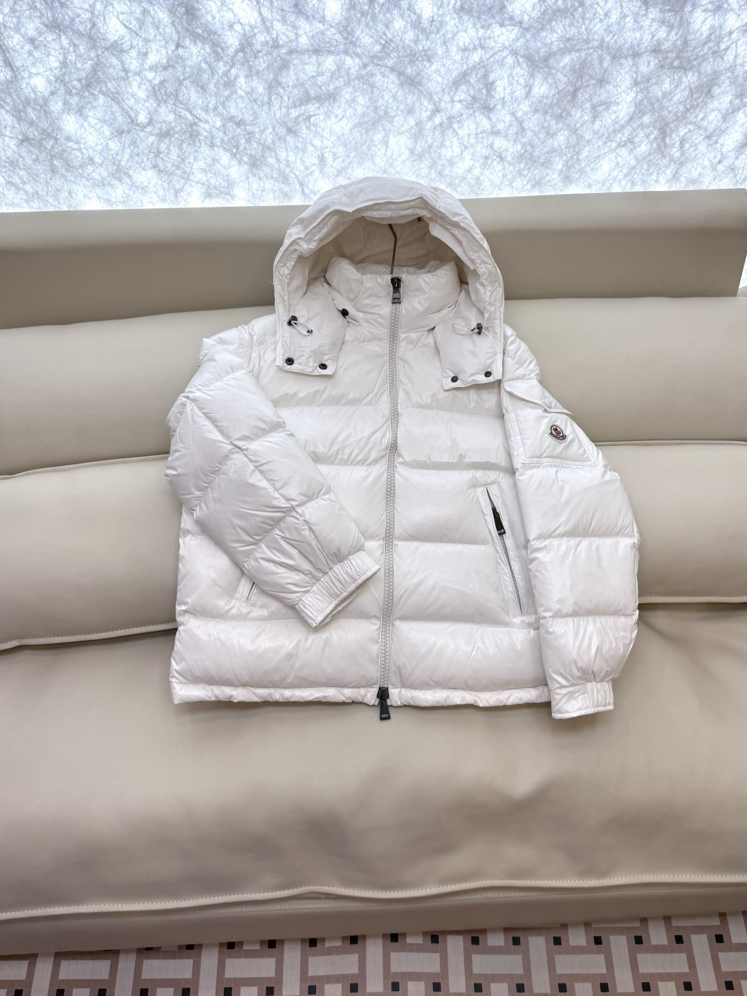 NO:457528,TZ58# has only 2 sizes Mon masked top version 90 white goose down jacket 2 sizes white, Moncler, down jacket, alexander wang19860909TZ58#特只有2码 Mon蒙口 顶级版本 90 白鹅绒羽绒服 白2码,,Moncler,down jacket,alexander wang,Women's clothing