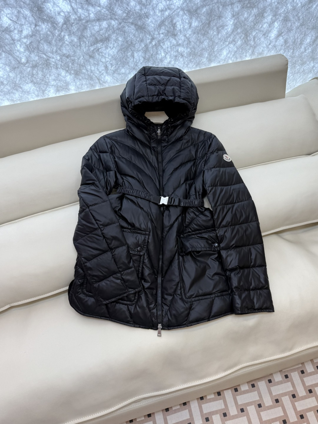 NO:458266,TZ90# Mon masked top version 90 white goose down waist down jacket black 1, 2, 3 gray coffee 1, 2, 3 beige 2, 3 sizes, Moncler, down jacket, alexander wang19860909TZ90# Mon 蒙口 顶级版 90白鹅绒 收腰 羽绒服 黑色 1、2、3 灰咖 1、2、3 米白 2、3码,,Moncler,down jacket,alexander wang,Women's clothing