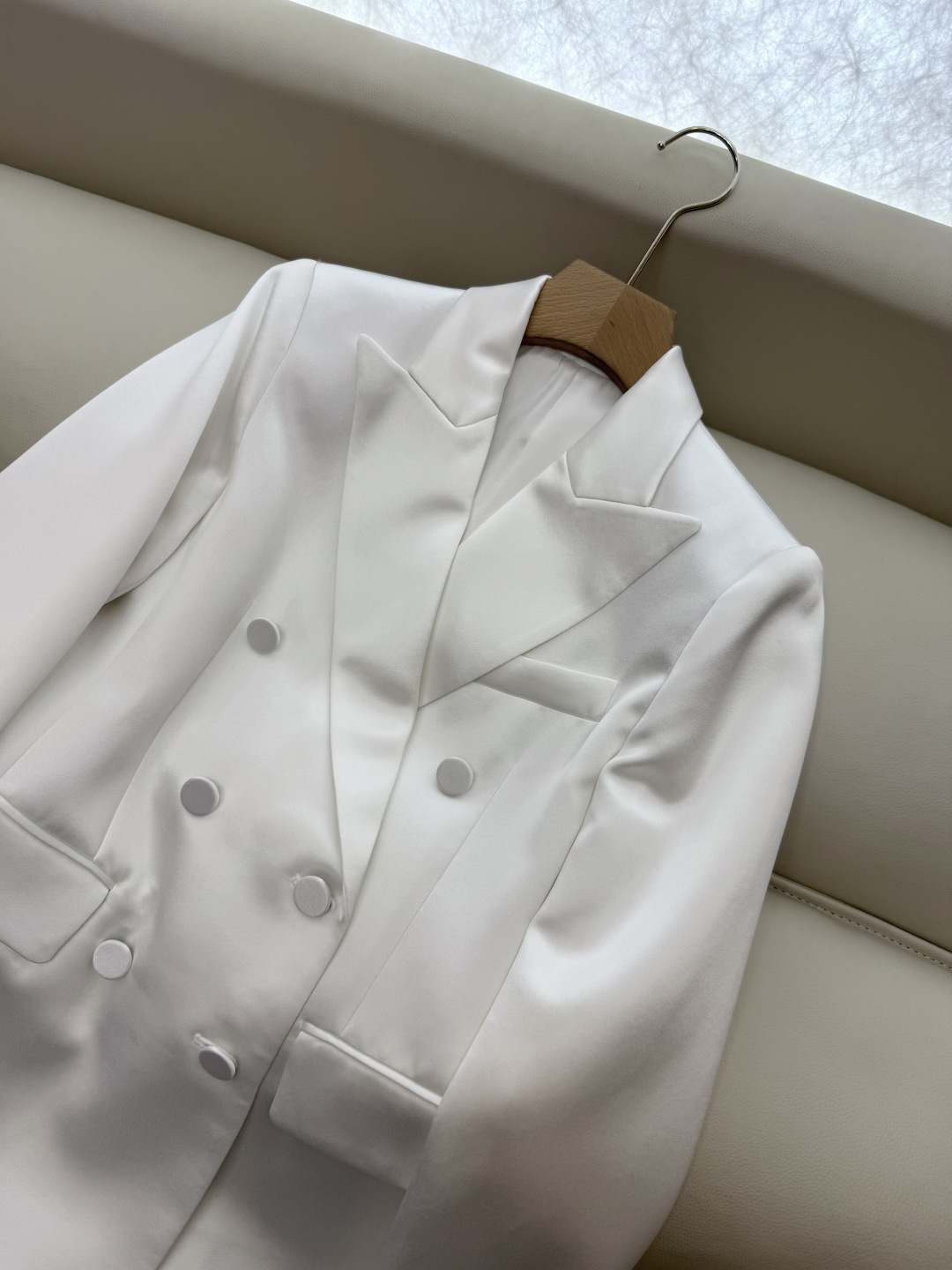 XZ0121#外套新款🌾YSL 顶级原版 经典 双排扣 100% 醋酸 定制款西装外套 黑色 白色 SM