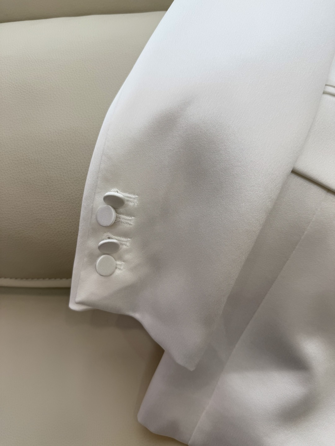 XZ0121#外套新款🌾YSL 顶级原版 经典 双排扣 100% 醋酸 定制款西装外套 黑色 白色 SM