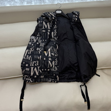 M309-YH#新款驼绒服⚠️🌾 Max拉链款 48% 骆驼绒 4%桑蚕丝 进口面料 骆驼绒棉服 两面穿 驼色 黑色 M309-YH#新款驼绒服⚠️🌾 Max拉链款 48% 骆驼绒 4%桑蚕丝 进口面料 骆驼绒棉服 两面穿 驼色 黑色