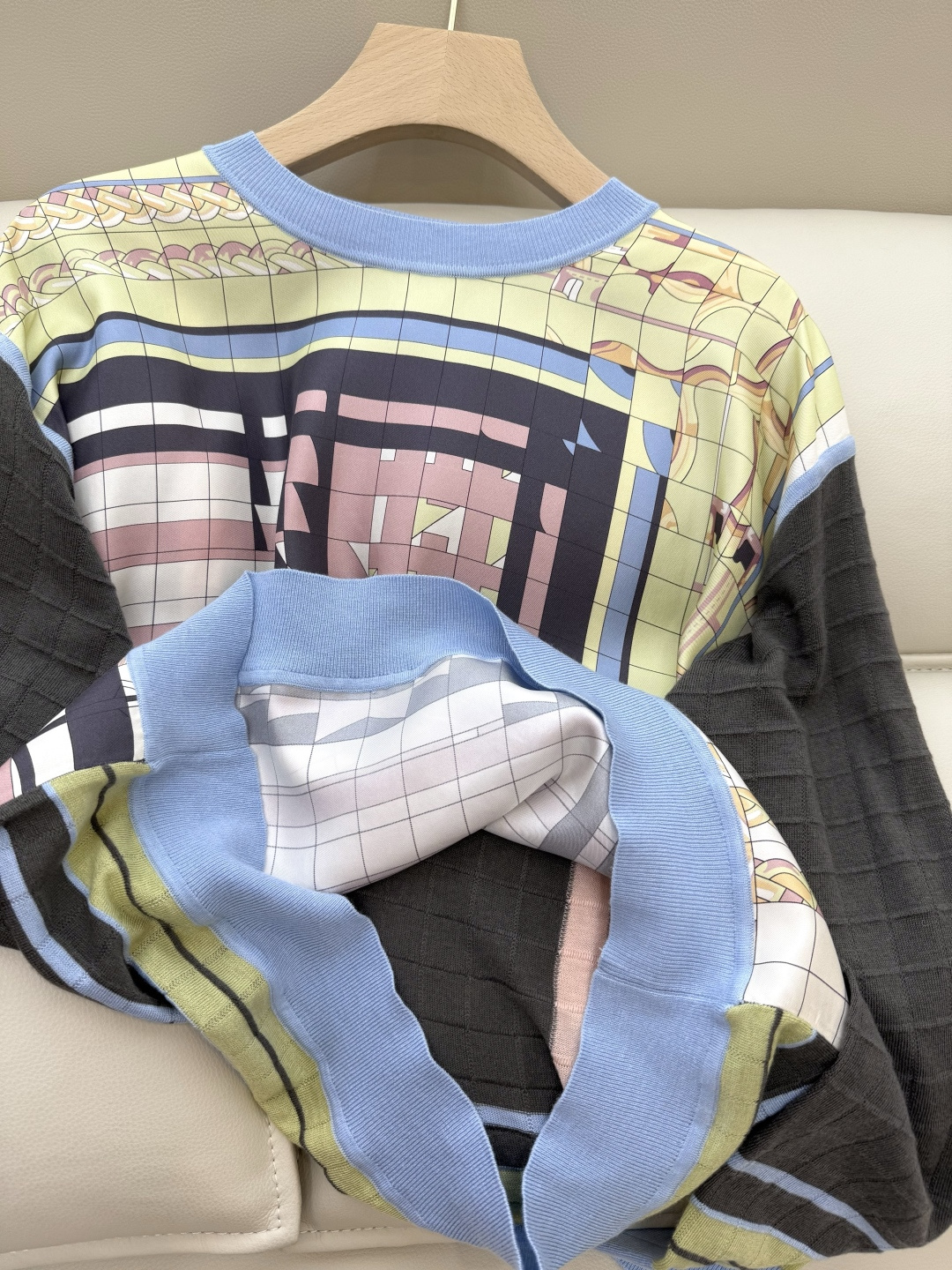 H32563#新款上衣💕H家 爱马仕 100% 真丝印花拼接长袖针织羊毛 S- XL