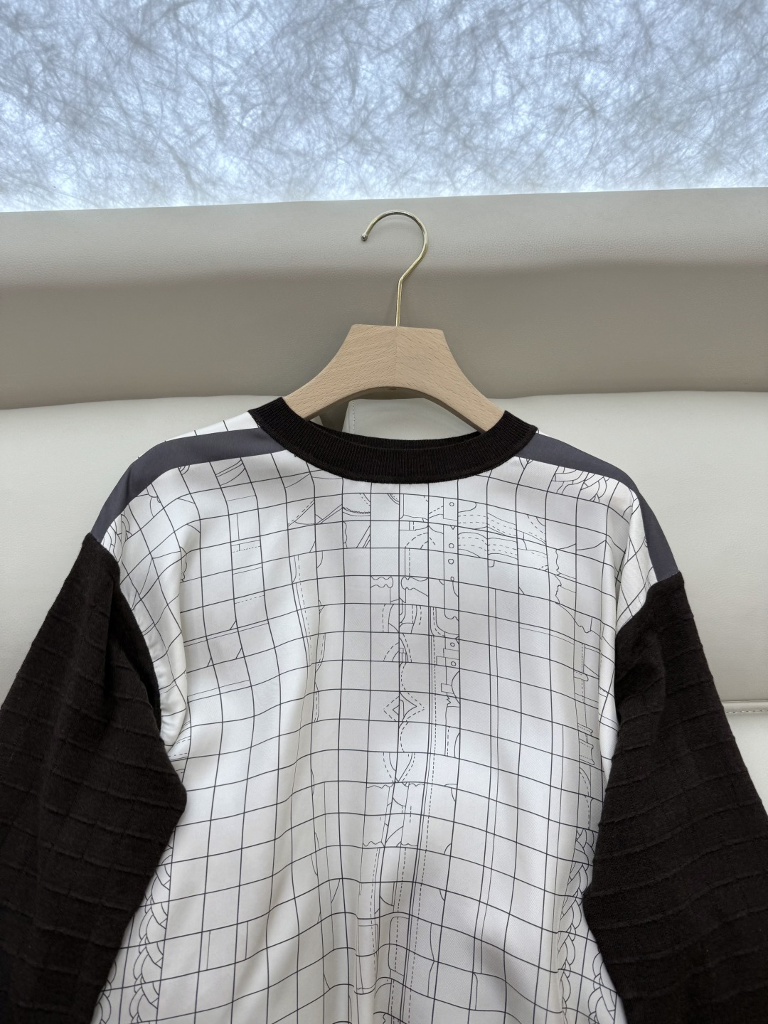 H32562#新款上衣💕H家 爱马仕 100% 真丝印花拼接长袖针织羊毛上两色S- X L