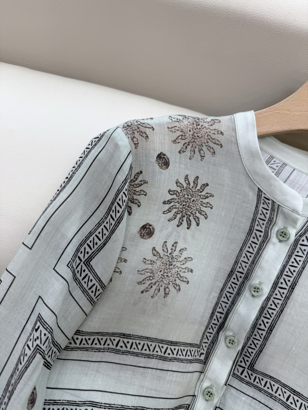 BS985#新款衬衫💕定位印花 苎麻面料印花长袖款 绿色 米白色 36/38/40/42