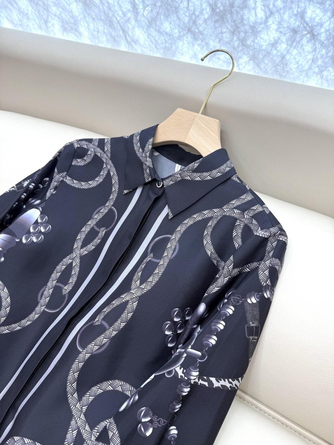 H32566#新款衬衫💕H家 爱马仕 定位印花 斜纹真丝印花 衬衫 米白色 黑色 SMLXL