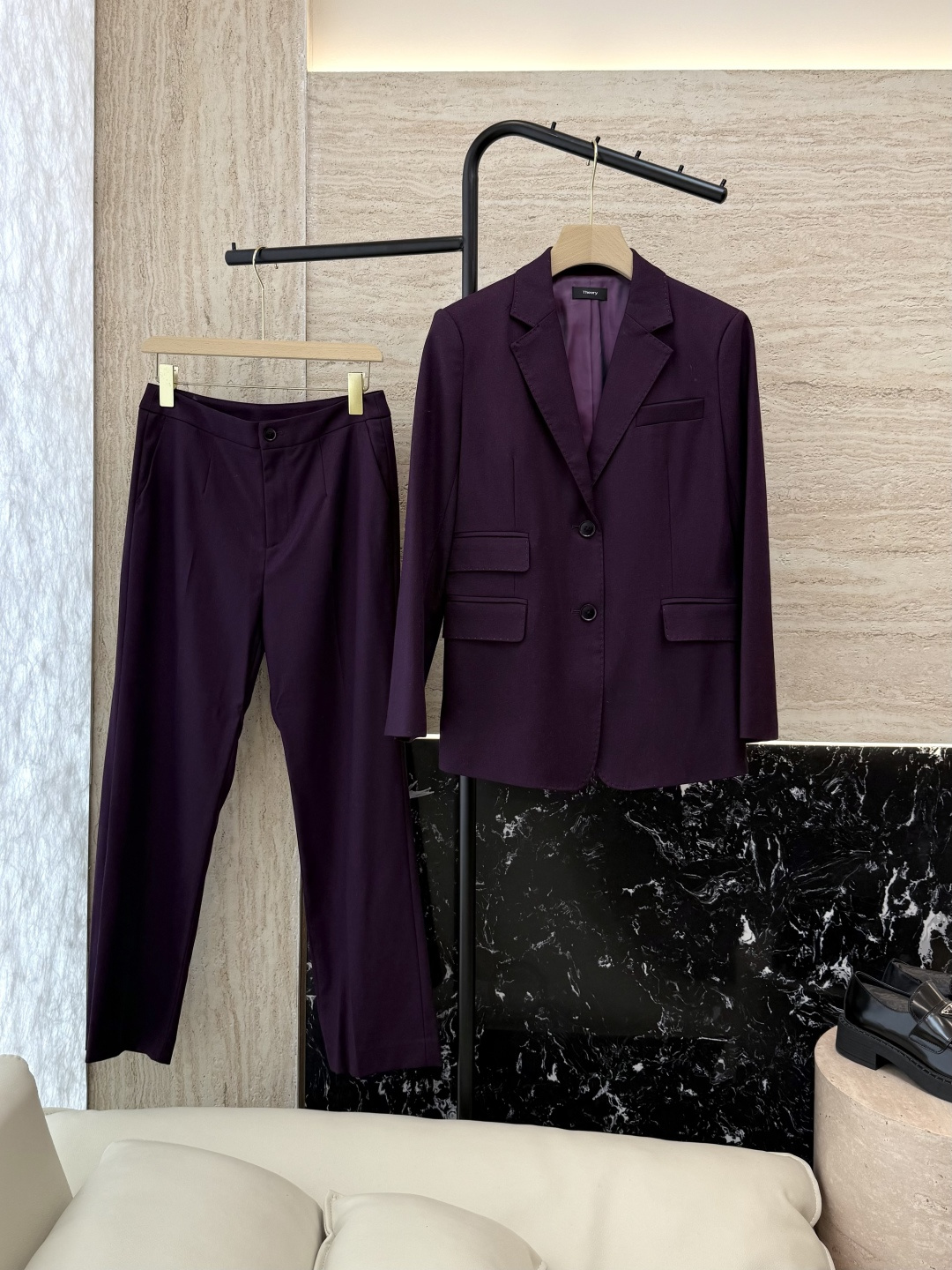 NO:464413,TF078# new suit P THEory 60 wool double-breasted long-sleeved blazer trousers suit blue purple 2/4/6/8,,tom ford,jackets & coats,business suit,alexander wang19860909TF078#新款套装P THeory 60 羊毛 双排扣 长袖西装外套 长裤 套装  蓝色 紫色 2/4/6/8,,tom ford,jackets & coats,business suit,alexander wang,Women's clothing