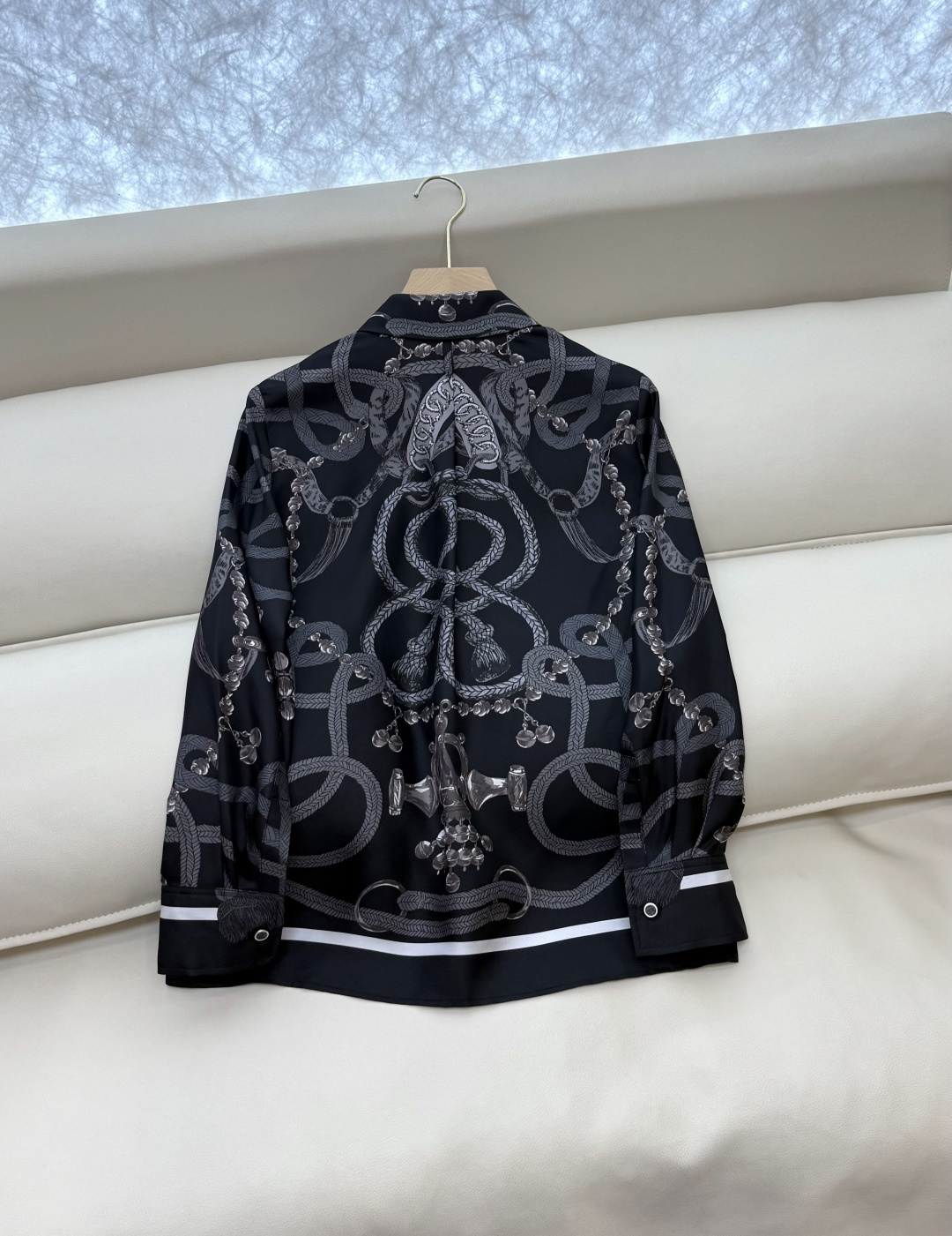 BS995#新款衬衫💕H家 爱马仕 定位印花 斜纹真丝印花 长袖衬衫 杏色 黑色 36/38/40/42