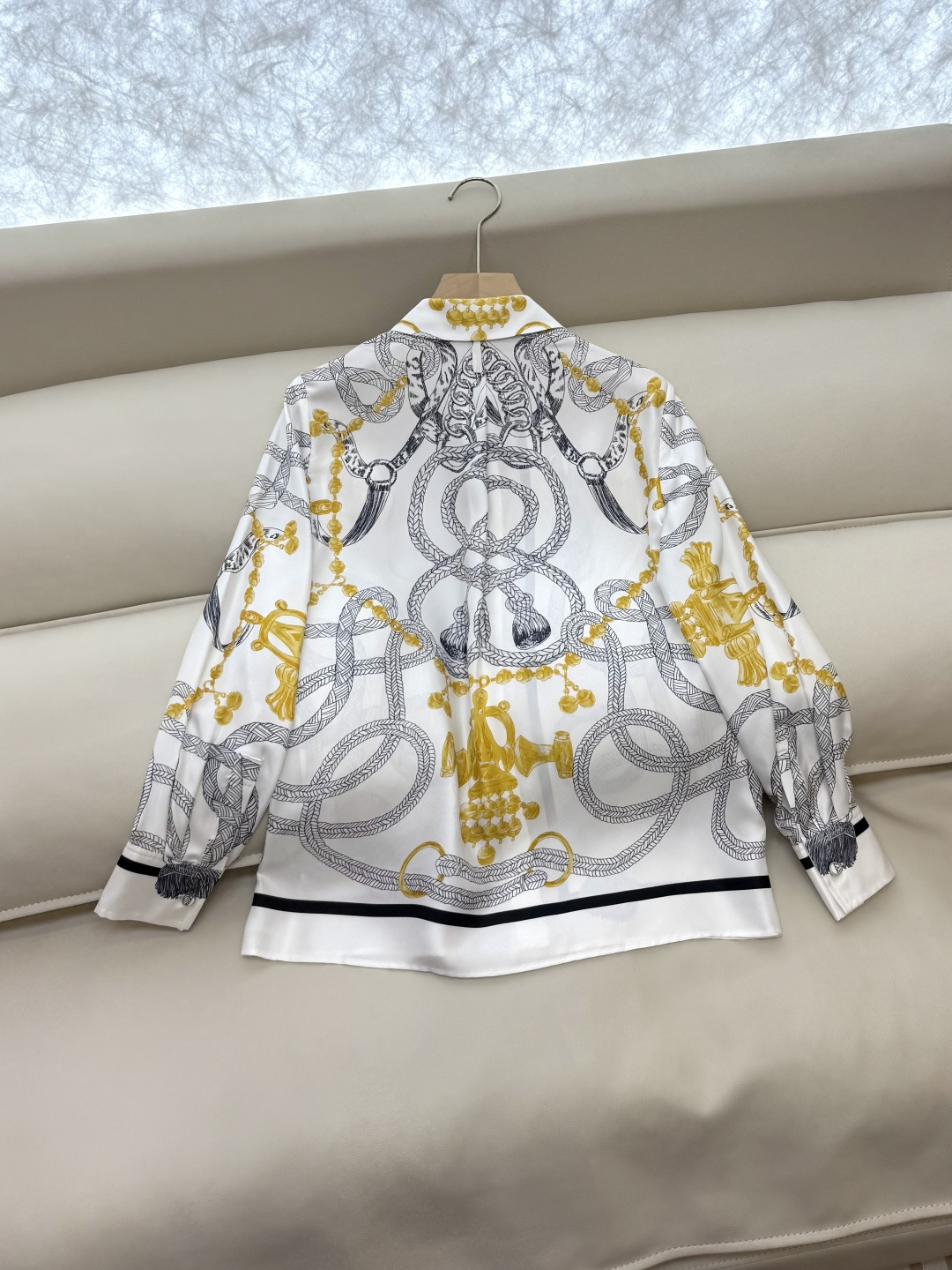 H32566#新款衬衫💕H家 爱马仕 定位印花 斜纹真丝印花 衬衫 米白色 黑色 SMLXL