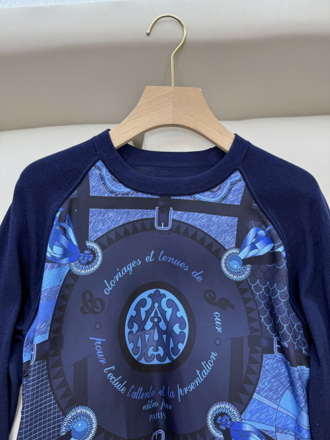 H32558#新款外套💕H家 爱马仕 100% 真丝印花拼接 长袖针织羊毛上衣 蓝色 粉色 灰色 S- 