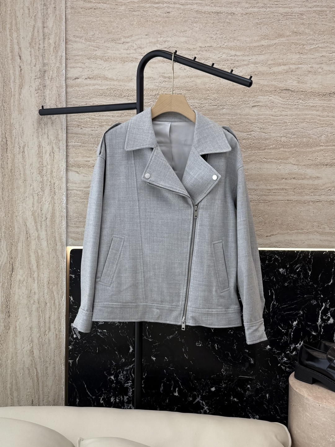 NO:470961,DQ7537# new jacket P BC top-quality Merino wool sieve grey jacket SMLXL,,jackets & coats,alexander wang19860909DQ7537#新款外套P BC 顶级货 美丽诺羊毛 斜拉链灰色外套 SMLXL,,jackets & coats,alexander wang,Women's clothing