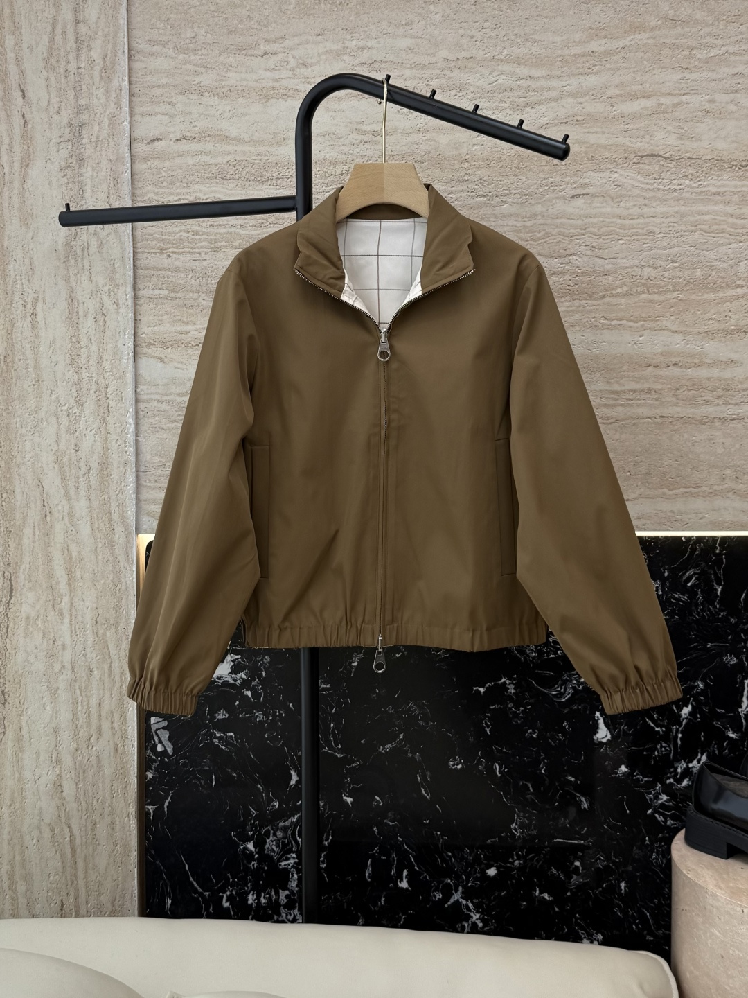 NO:470967,DQ7528# new jacket LP top-quality nylon double-sided Bonber flight jacket 36-42,,loro piano,jackets & coats,jackets & coats,alexander wang19860909DQ7528#新款外套 LP 顶级货 锦纶 两面穿 Bonber 飞行夹克外套 36-42,,loro piana,jackets & coats,jackets & coats,alexander wang,Women's clothing