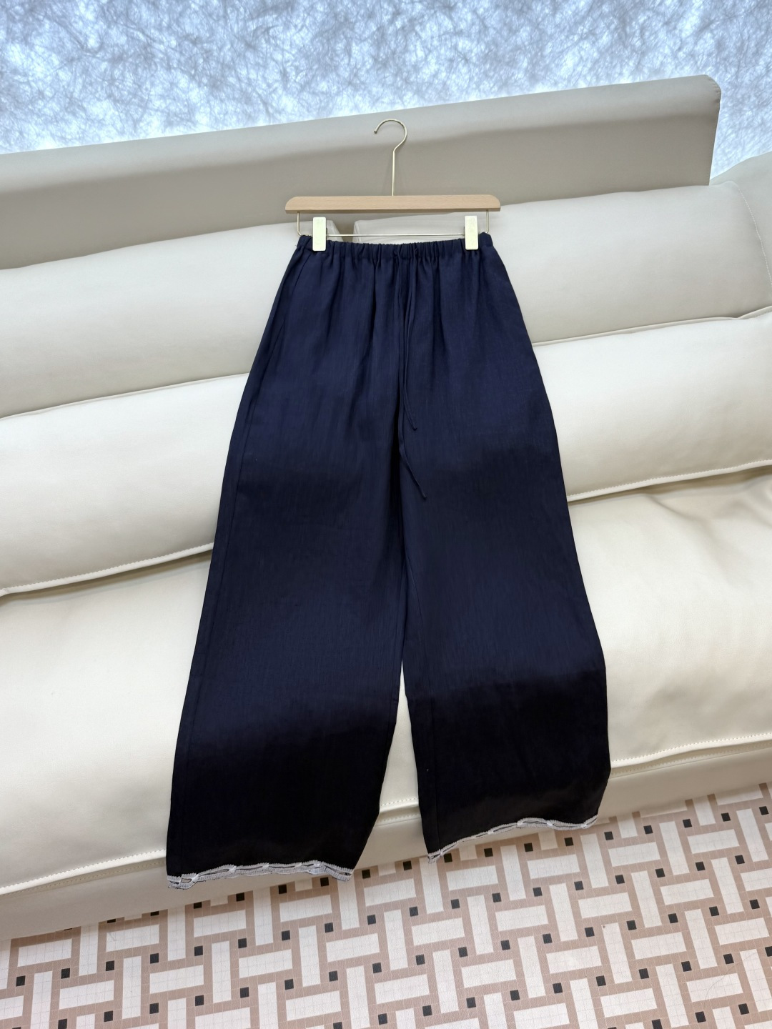 BS979+982#新款套装💕Zimm 100%亚麻 镂空绣花 V领翻领带帽长袖上衣➕长裤 套装 藏青色