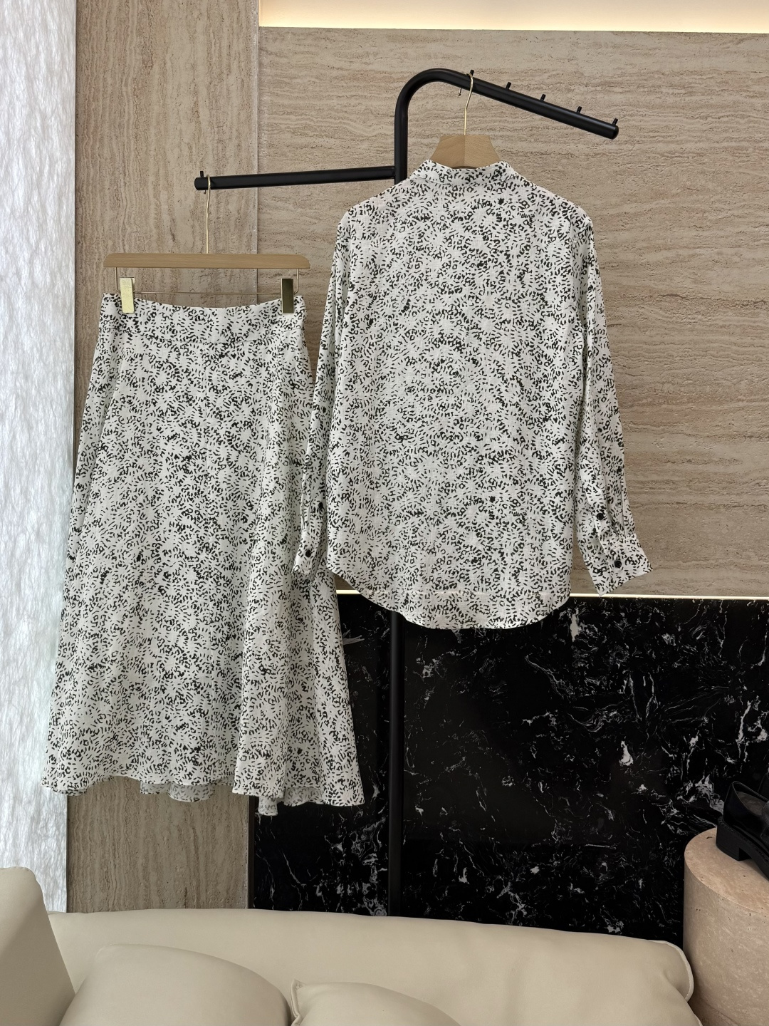 BS986+988#新款套装💕LP 🌾100% 亚麻 碎花长袖衬衫➕大摆半裙 套装 绿色 红色 36-4