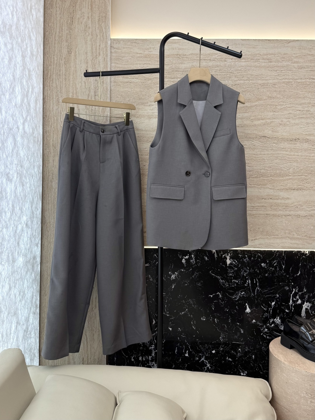 NO:469287,LM1668# new suit 12 hemp sleeveless vest trousers suit SMLXL, alexander wang19860909LM1668#新款套装 12麻 无袖马甲长裤套装 SMLXL,,alexander wang,Women's clothing