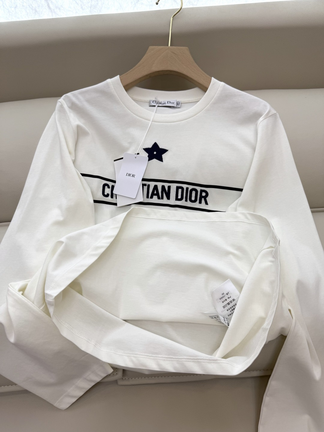 QG0118#新款长袖T恤‼️Dior 经典款 字母印花/五角星印花 长袖T恤 两色 SML