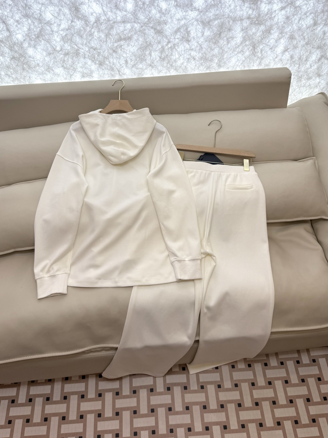 YO025#新款套装💕max 顶级复制 1:1 版 高端定制版 刺绣logo 运动休闲套装 白色 SML