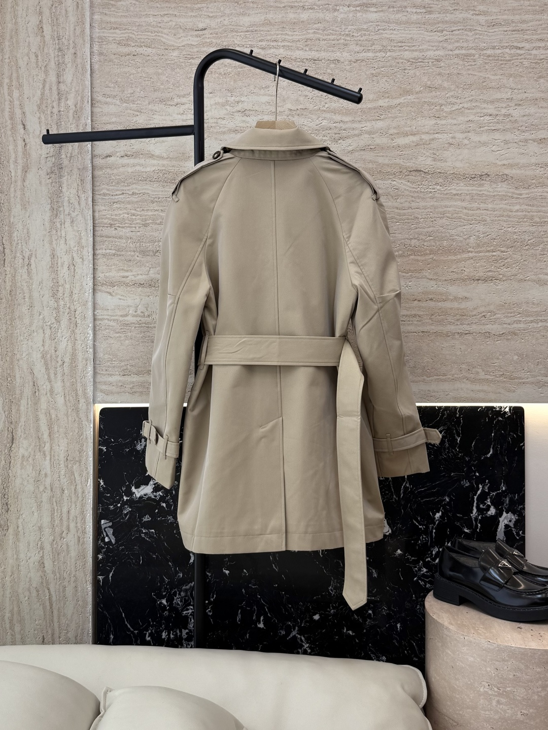 LF020#新款风衣⚠️。
Bur 巴宝莉 双排扣最新款中长风衣 两色 SMLXL