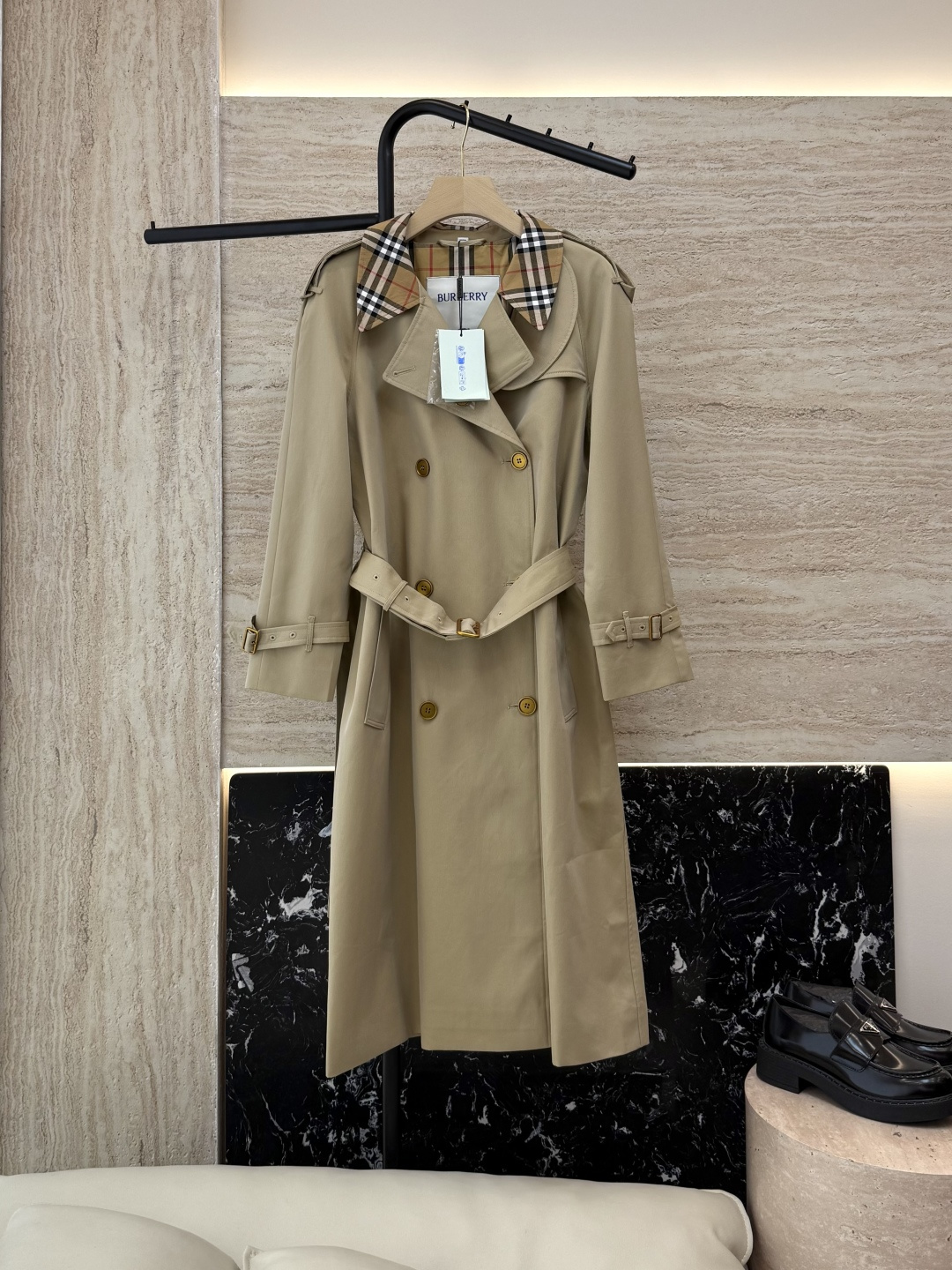 NO:473191,LF021# new windbreaker Bur Burberry Double-breasted latest contrasting color checkered collar long windbreaker Two-color SMLXL, burberry, burberry, alexander wang19860909LF021#新款风衣 Bur 巴宝莉 双排扣最新款撞色格纹领长款风衣 两色 SMLXL,,burberry,burberry,alexander wang,Women's clothing