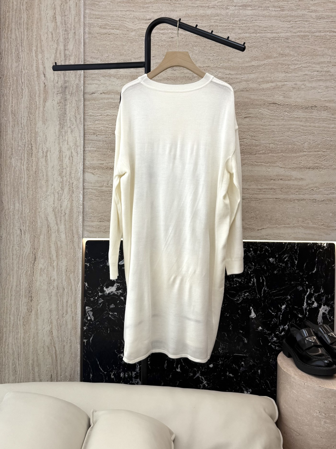 H32572#新款针织衫💕H家 爱马仕 定位印花 真丝斜纹拼接 长袖连衣裙 黑色 米色 粉色 SMLXL