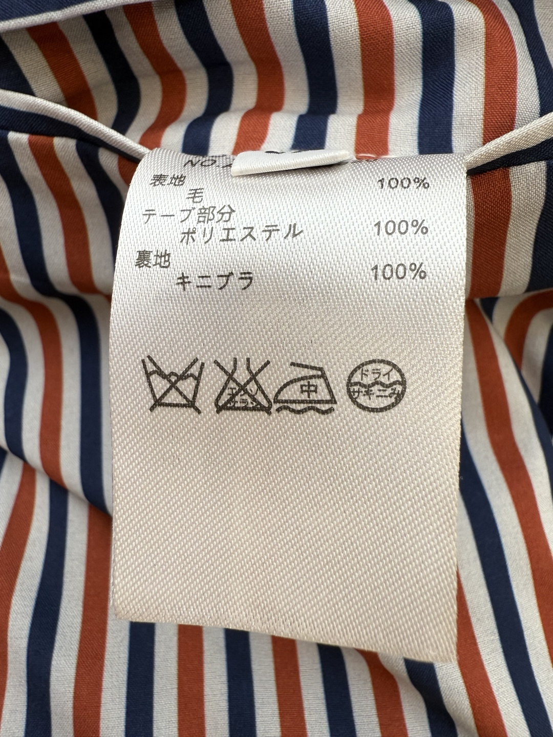 XTB023#新款外套⚠️。
TB 顶级货 100%羊毛 贝母扣 西装外套 灰色 0-1-2-3码