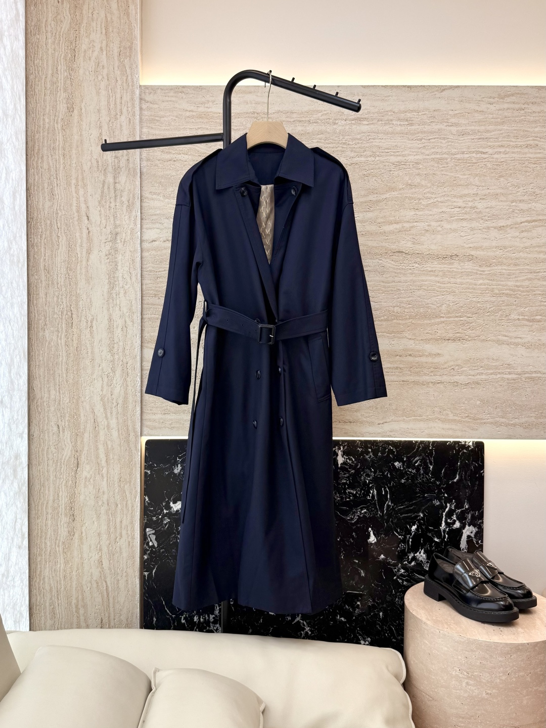 NO:473175,LM013# new windbreaker Max double-breasted latest mid-length windbreaker two colors SML, alexander wang19860909LM013#新款风衣 Max 双排扣最新款中长风衣 两色 SML,,alexander wang,Women's clothing