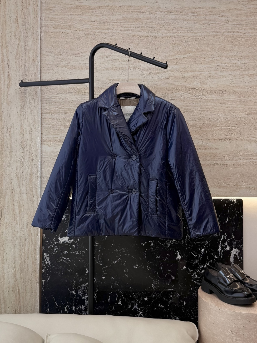 NO:473217,TF095# autumn and winter new cotton coat P Max original standard camel velvet original foreign trade cotton coat Navy blue 36/38/40/42,,tom ford,alexander wang19860909TF095#秋冬新款棉衣P Max 原标款 骆驼绒 原版外贸棉衣 藏青色36/38/40/42,,tom ford,alexander wang,Women's clothing