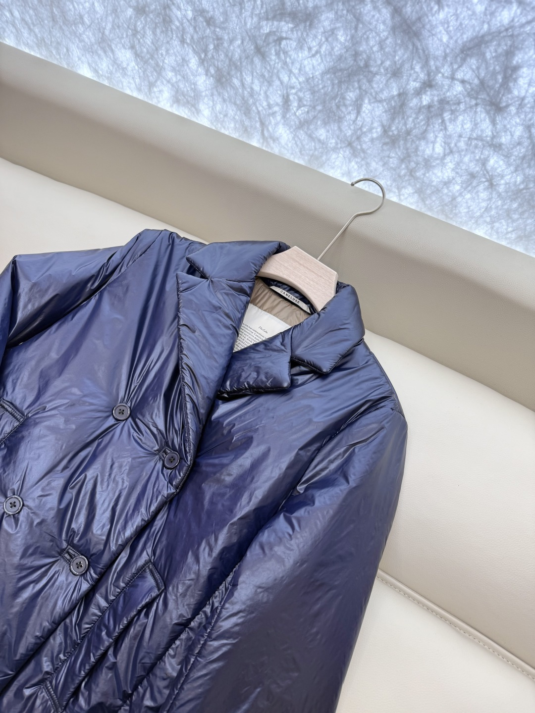 TF095#秋冬新款棉衣⚠️。
Max 原标款 骆驼绒 原版外贸棉衣 藏青色36/38/40/42