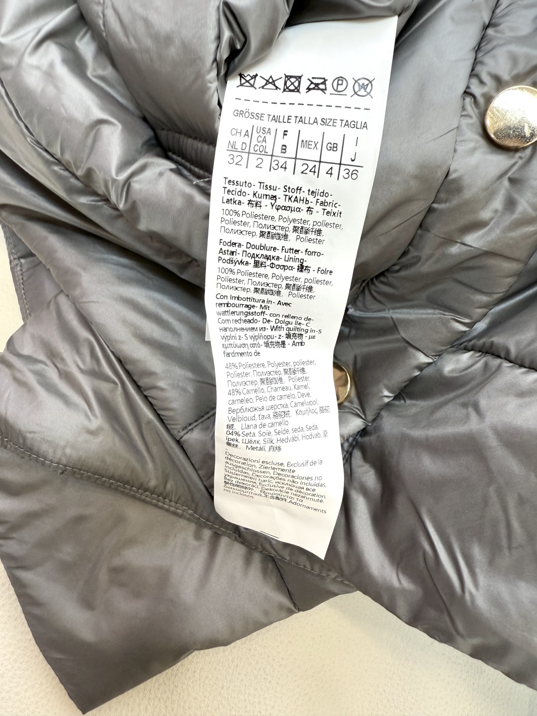 TF096#秋冬新款棉衣⚠️。
Max 原标款 骆驼绒 原版外贸棉衣 灰色 36/38/40/42