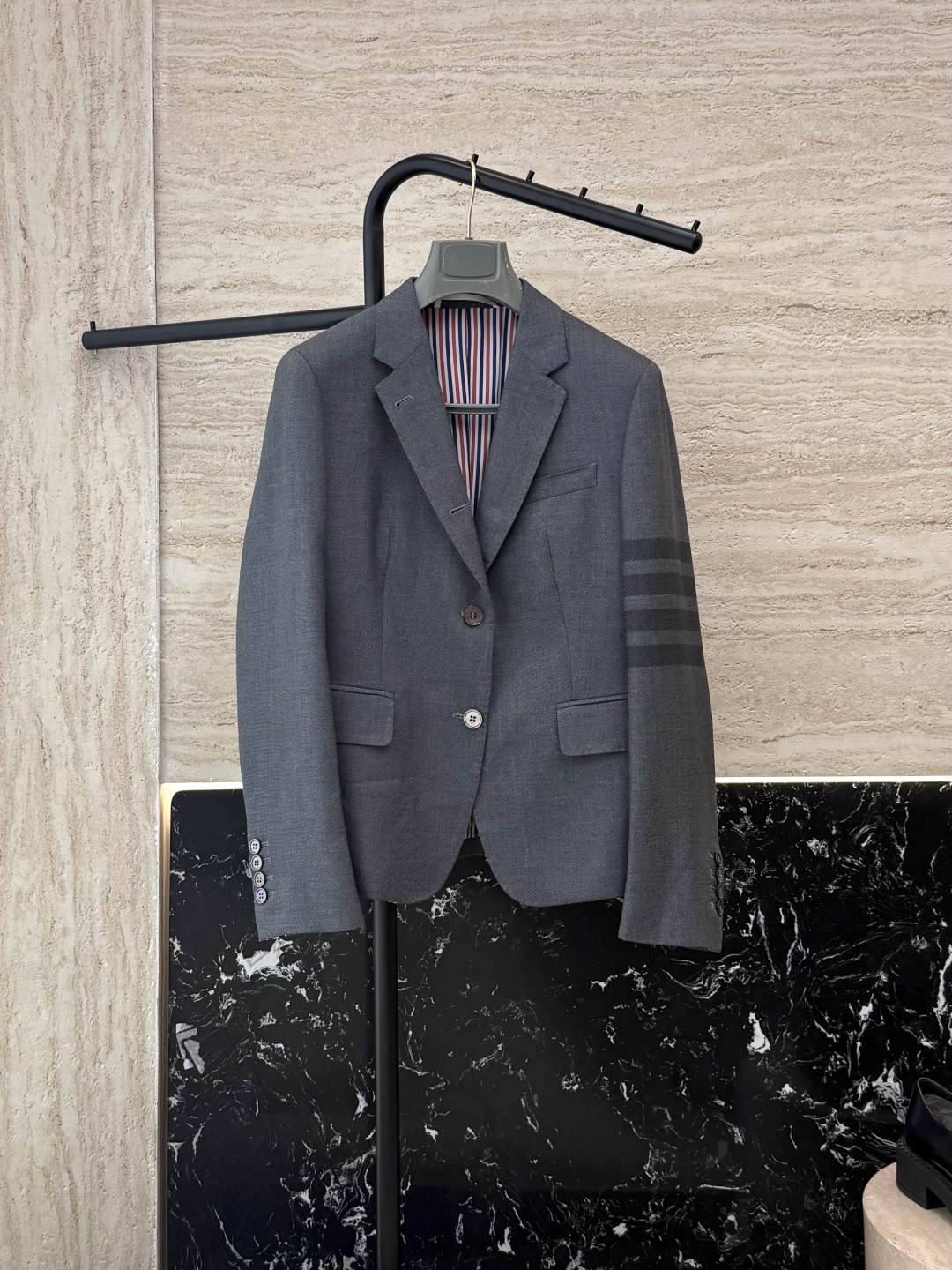NO:474036,XTB004# new jacket P TB top-quality wool four-bar suit jacket gray (horn buckle/fritillary buckle size 0-1-2-3, jackets & coats, business suit, alexander wang19860909XTB004#新款外套P TB 顶级货 羊毛 四道杠 西装外套 灰色（牛角扣/贝母扣 0-1-2-3码,,jackets & coats,business suit,alexander wang,Women's clothing
