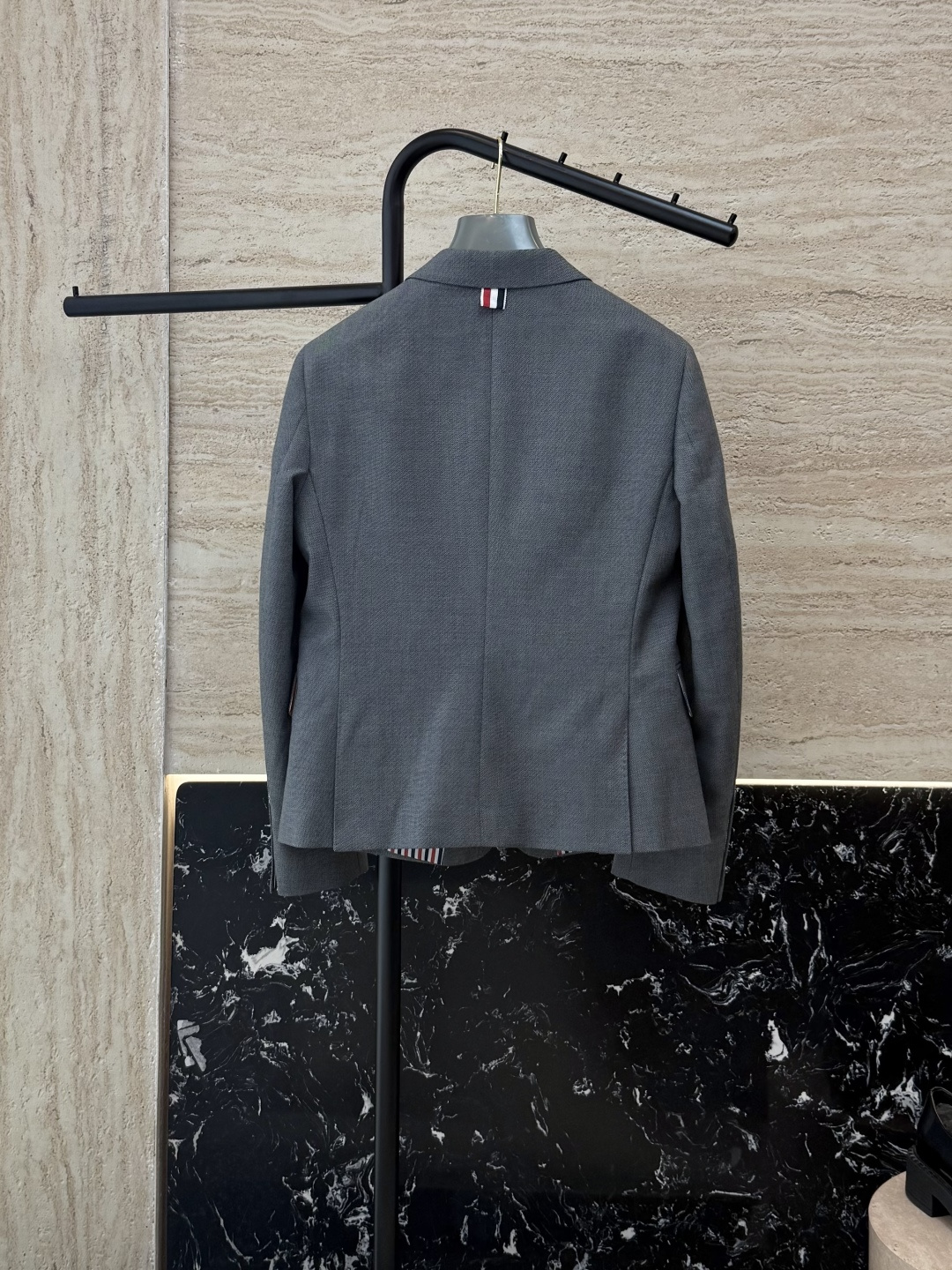 XTB023#新款外套⚠️。
TB 顶级货 100%羊毛 贝母扣 西装外套 灰色 0-1-2-3码