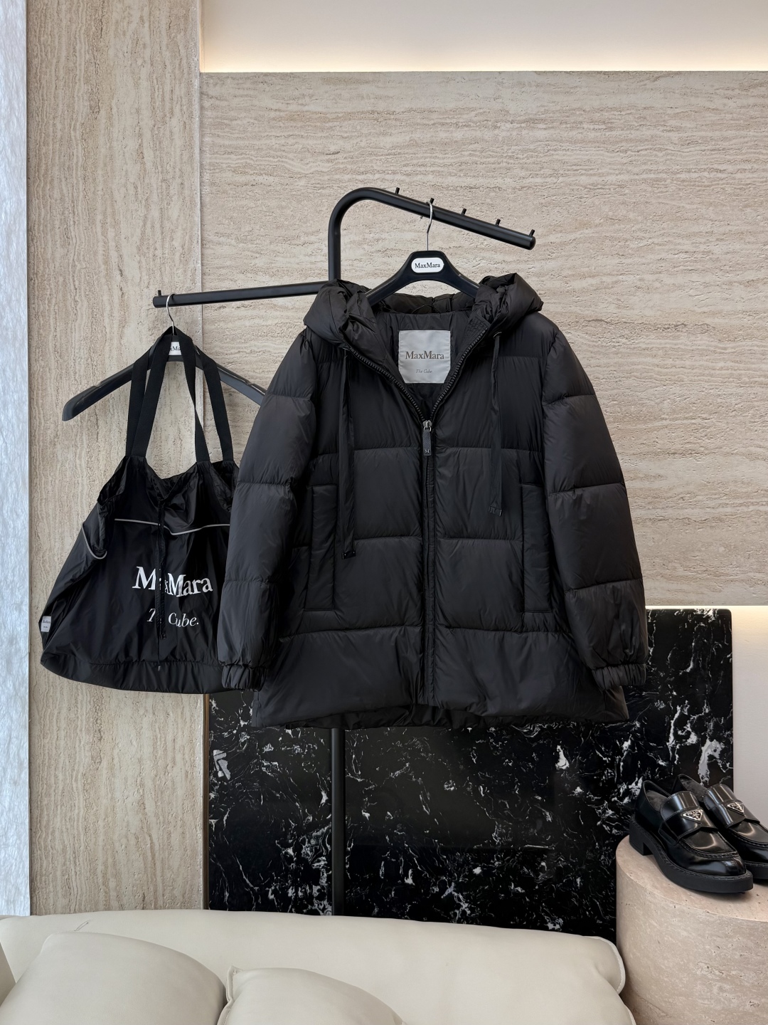 M238#新款羽绒服⚠️。
max mara  原标顶级货 90% 鹅绒羽绒服 
米白色 咖色 棕色 黑