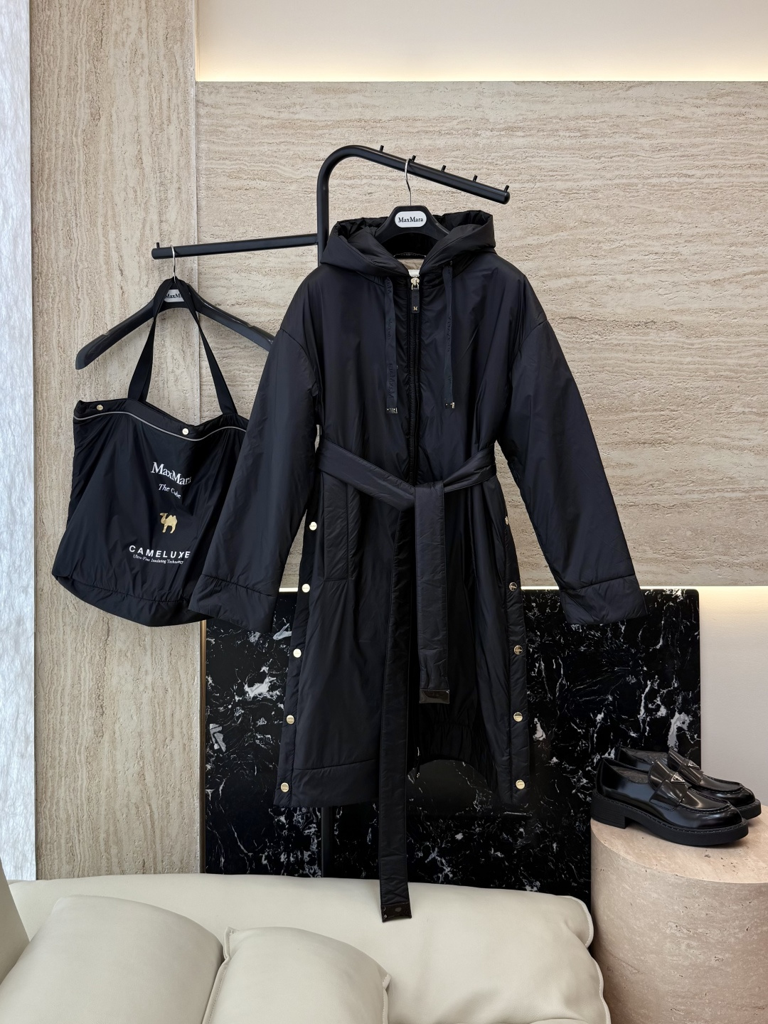 NO:476995,With dust bag M683# new camel fleece jacket Max 48 camel fleece 4 mulberry silk Imported fabric camel fleece long-sleeved jacket Clay Navy Brown Black 38/40/42 Size PS This price includes primary color high-quality cloth bag storage bag, Jackets & coats, alexander wang19860909配防尘袋M683#新款驼绒服 Max 48 骆驼绒 4桑蚕丝 进口面料 骆驼绒长袖外套 咖色 藏青色 棕色 黑色 38/40/42 码 PS此价格含原色高品质布包收纳袋,,jackets & coats,alexander wang,Women's clothing