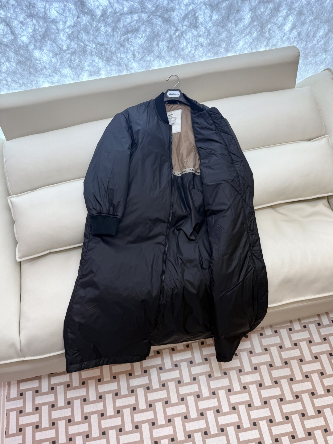 M685#新款驼绒服⚠️2025。
Max 48% 骆驼绒 4%桑蚕丝 进口面料 骆驼绒长袖外套 咖色 