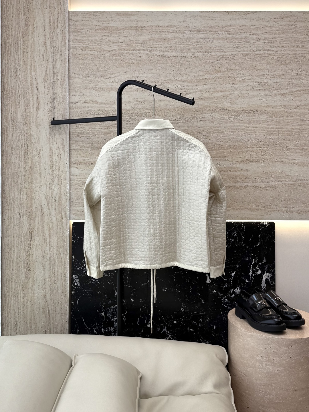 QQ0121#新款棉服⚠️。
Mon 蒙口 长袖 华夫格长袖棉服 米白色 36/38/40