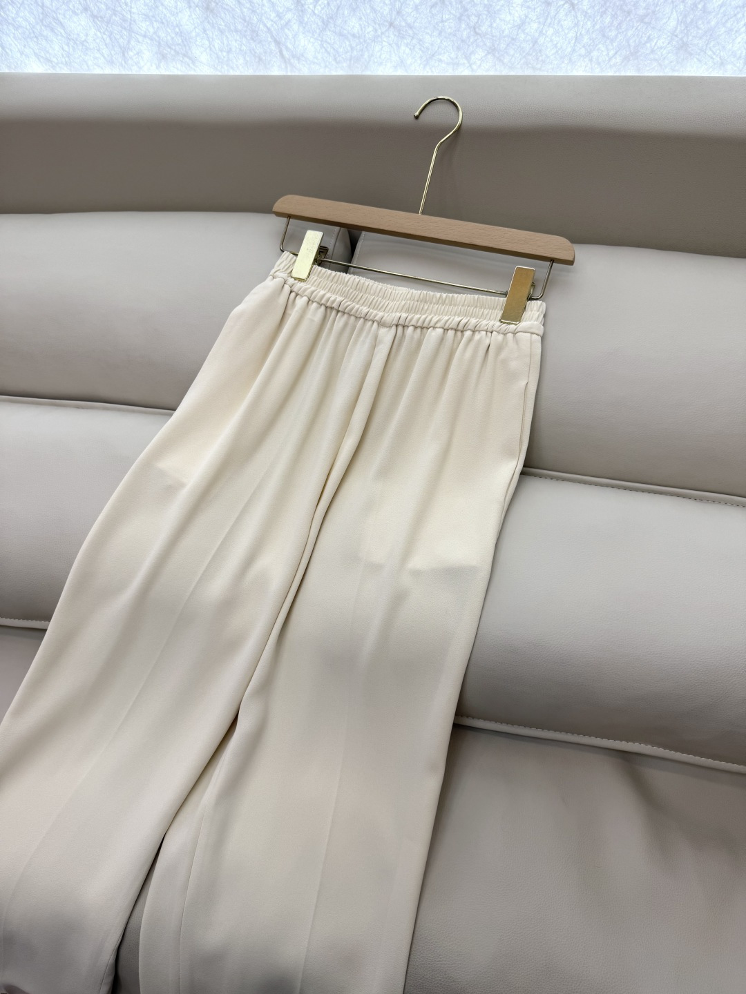 YML046#新款套装⚠️。
100% 醋酸马甲➕长裤 套装 黑色 米白色 SMLXL