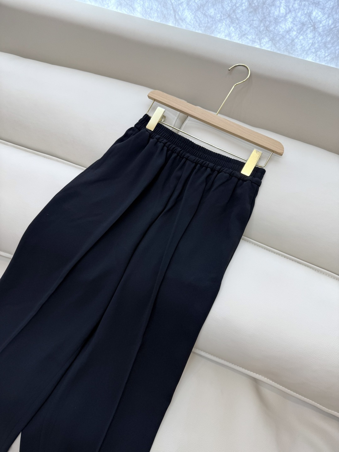 YML046#新款套装⚠️。
100% 醋酸马甲➕长裤 套装 黑色 米白色 SMLXL